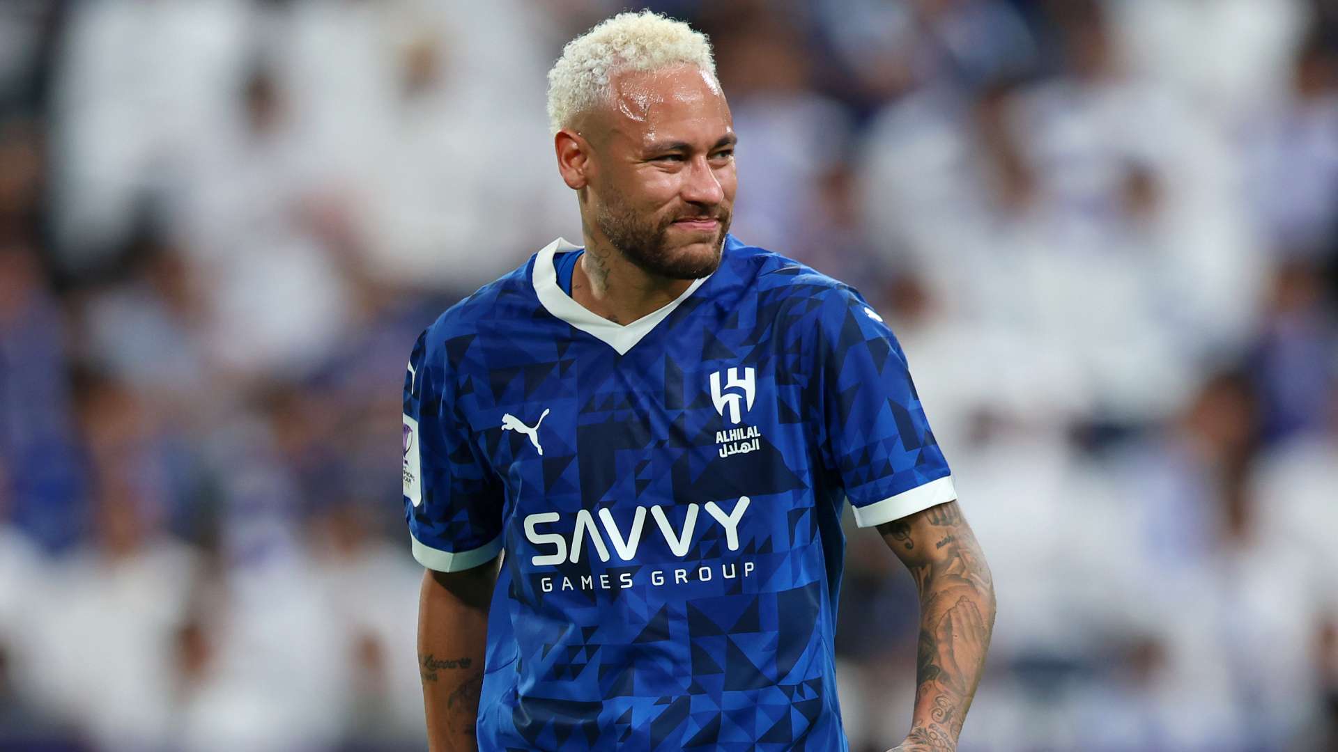 足球场如战 足球场如战